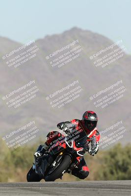 media/Dec-01-2025-Moto Forza (Mon) [[2daa91e15f]]/2-Intermediate Group/Session 2 Turn 9 Entry/